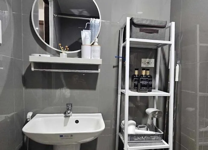 Austria At Air Residences 아파트호텔 4*
